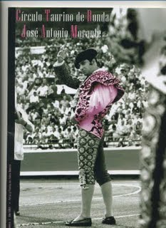 20090903233531-circulo-taurino-morante.jpg